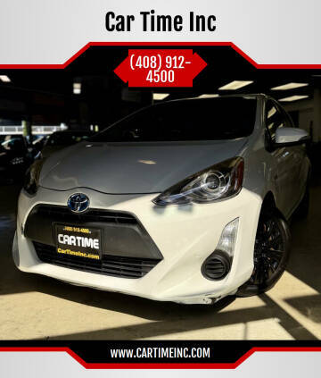 2015 Toyota Prius c One FWD photo