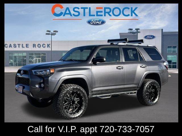 2017 Toyota 4Runner SR5 4WD photo