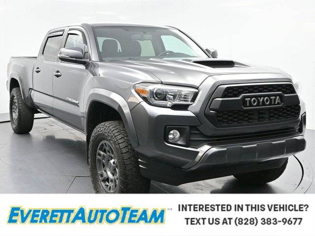 2017 Toyota Tacoma TRD Sport 4WD photo