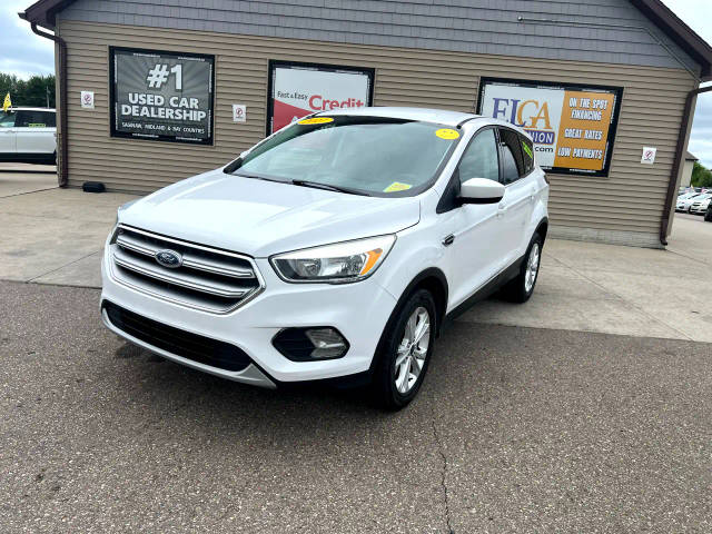 2017 Ford Escape SE FWD photo