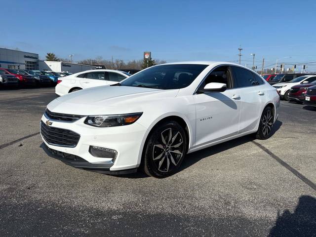 2017 Chevrolet Malibu LT FWD photo