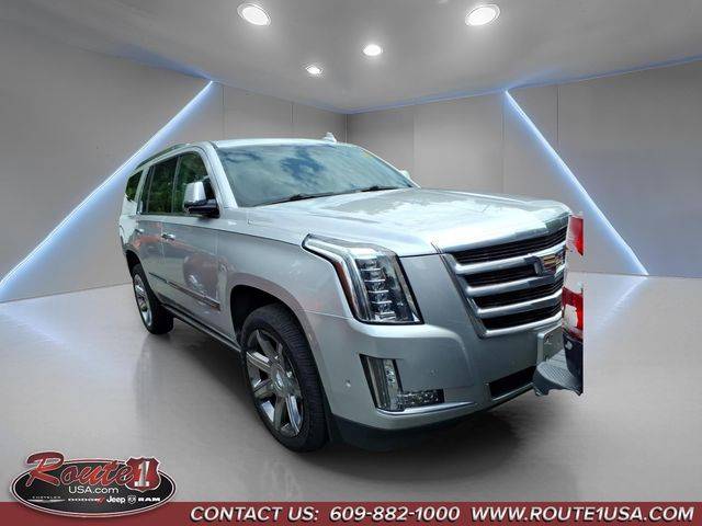 2017 Cadillac Escalade Premium Luxury 4WD photo