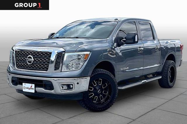 2017 Nissan Titan SV RWD photo