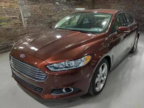 2016 Ford Fusion SE FWD photo