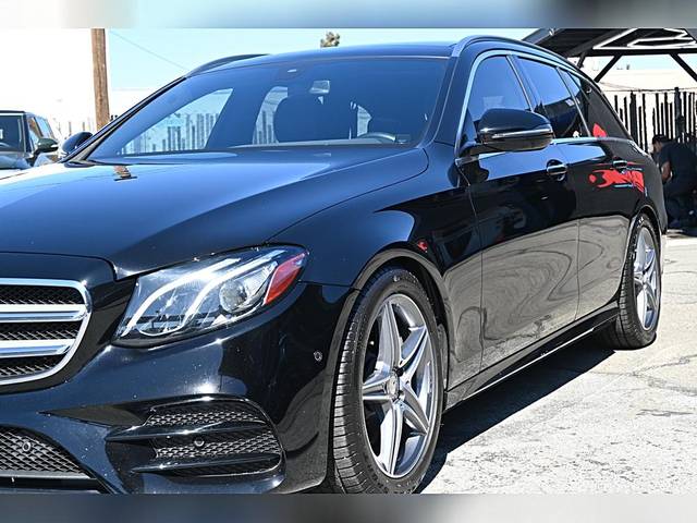 2017 Mercedes-Benz E-Class E 400 Sport AWD photo
