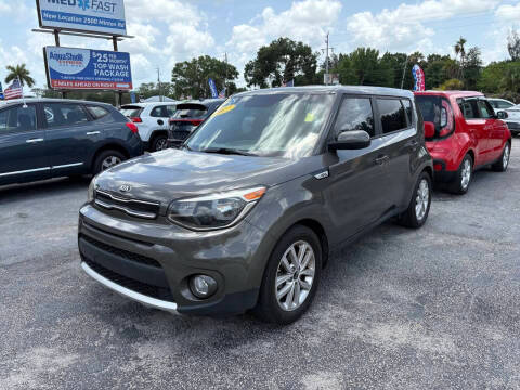 2017 Kia Soul + FWD photo