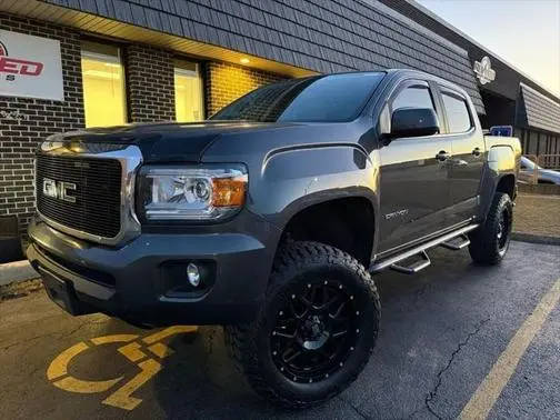 2017 GMC Canyon 4WD SLE 4WD photo