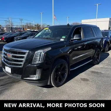 2017 Cadillac Escalade Luxury 4WD photo