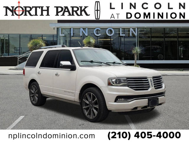 2017 Lincoln Navigator Reserve RWD photo