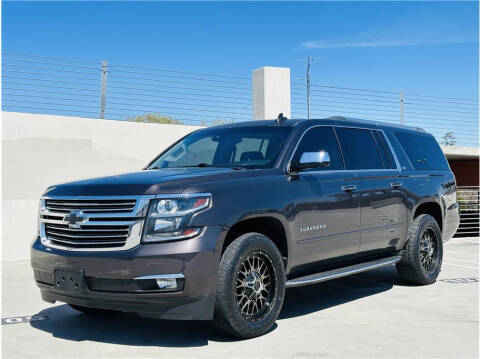 2016 Chevrolet Suburban LTZ 4WD photo