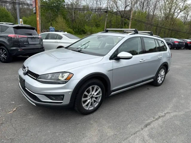 2017 Volkswagen Golf Alltrack SEL AWD photo