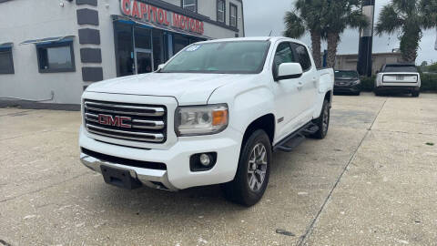 2017 GMC Canyon 4WD SLE 4WD photo