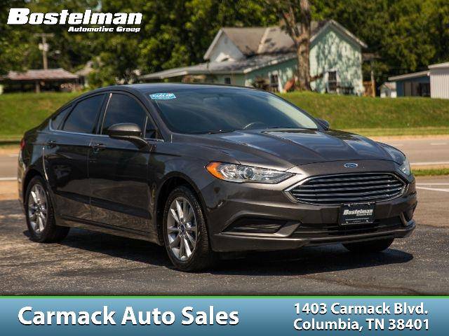 2017 Ford Fusion SE FWD photo