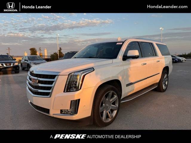 2017 Cadillac Escalade ESV Luxury RWD photo