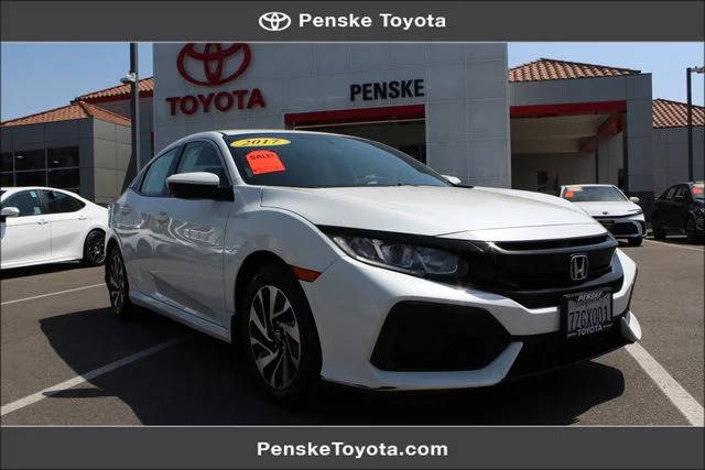 2017 Honda Civic LX FWD photo