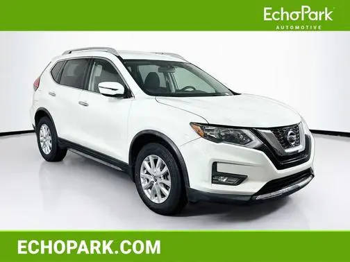 2017 Nissan Rogue SV FWD photo