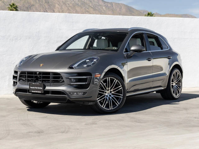 2017 Porsche Macan Turbo AWD photo