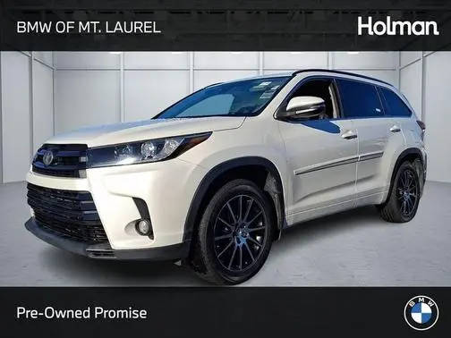 2017 Toyota Highlander SE AWD photo