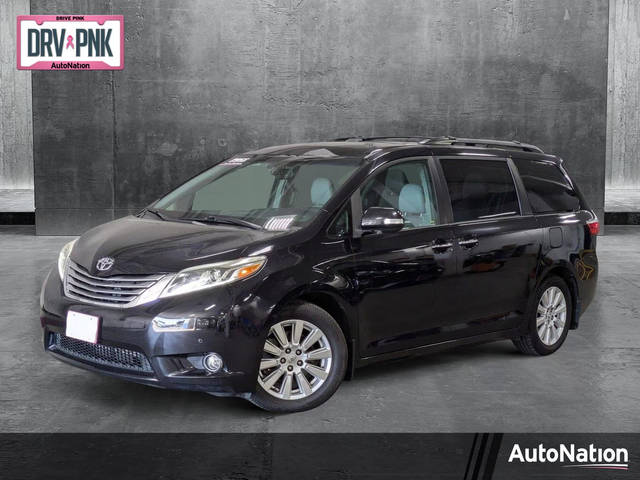 2017 Toyota Sienna Limited Premium FWD photo