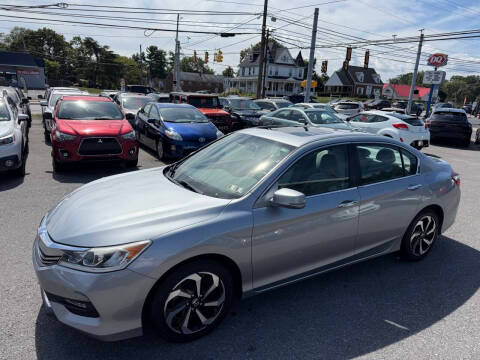 2017 Honda Accord EX FWD photo