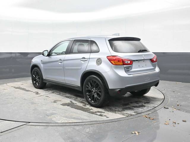 2017 Mitsubishi Outlander Sport LE 2.0 4WD photo