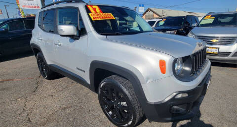 2017 Jeep Renegade Altitude 4WD photo