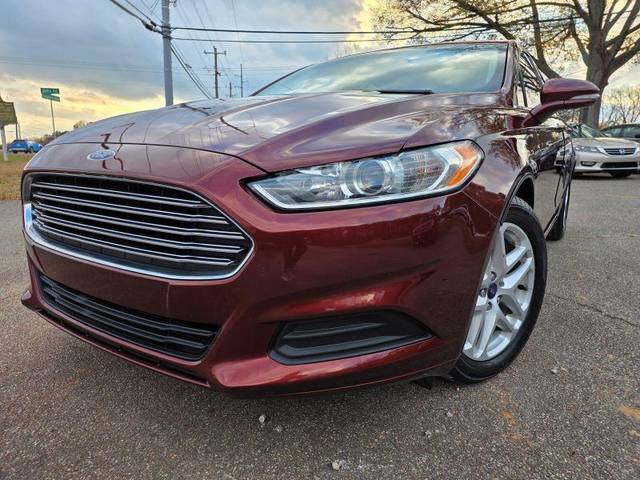 2015 Ford Fusion SE FWD photo