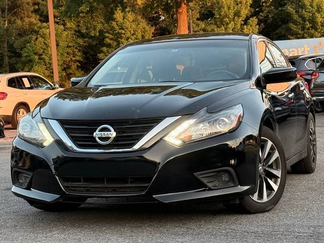 2017 Nissan Altima 2.5 SR FWD photo