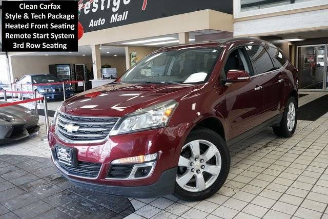 2017 Chevrolet Traverse LT FWD photo