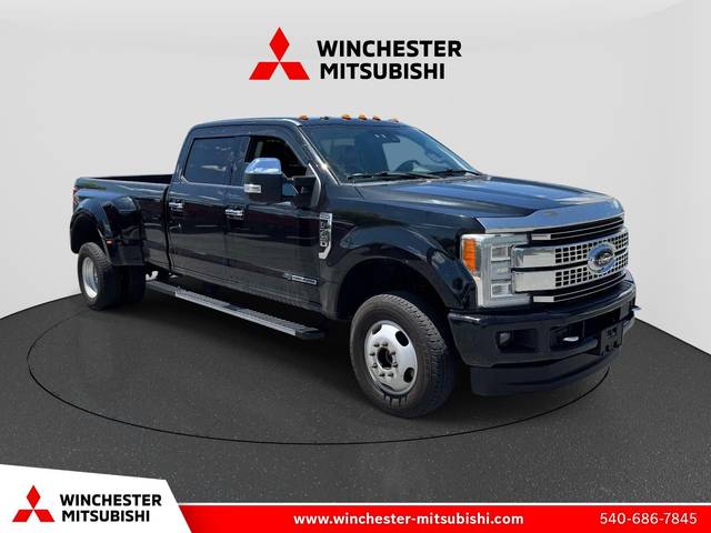 2017 Ford F-350 Super Duty Platinum 4WD photo