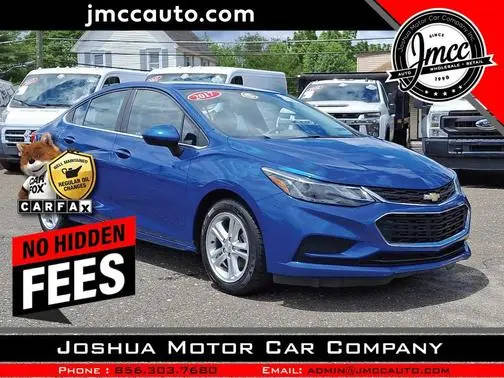2017 Chevrolet Cruze LT FWD photo