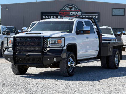 2017 GMC Sierra 3500HD Denali 4WD photo