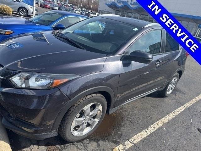 2017 Honda HR-V EX-L Navi AWD photo