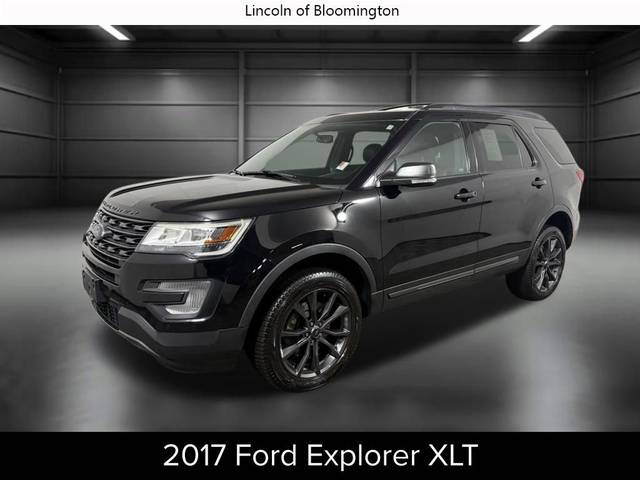2017 Ford Explorer XLT 4WD photo