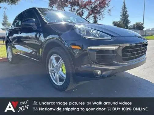 2017 Porsche Cayenne S E-Hybrid AWD photo
