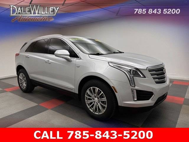 2017 Cadillac XT5 Luxury FWD FWD photo