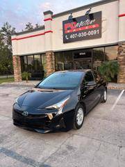 2017 Toyota Prius Three FWD photo