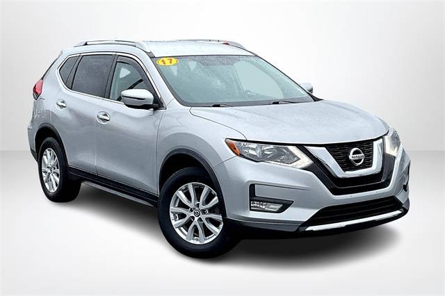 2017 Nissan Rogue SV AWD photo