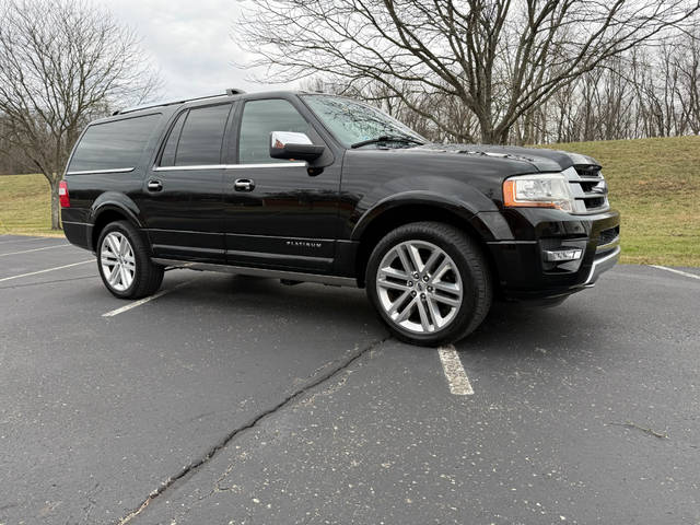 2017 Ford Expedition EL Platinum 4WD photo