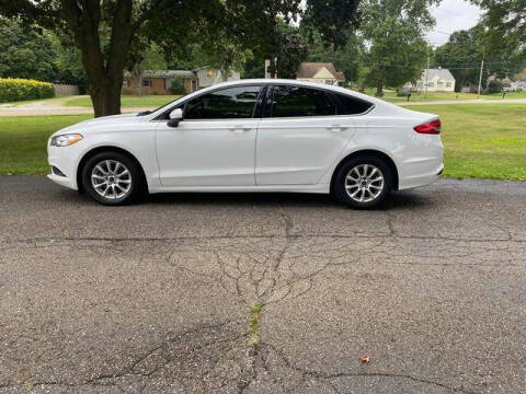 2017 Ford Fusion S FWD photo