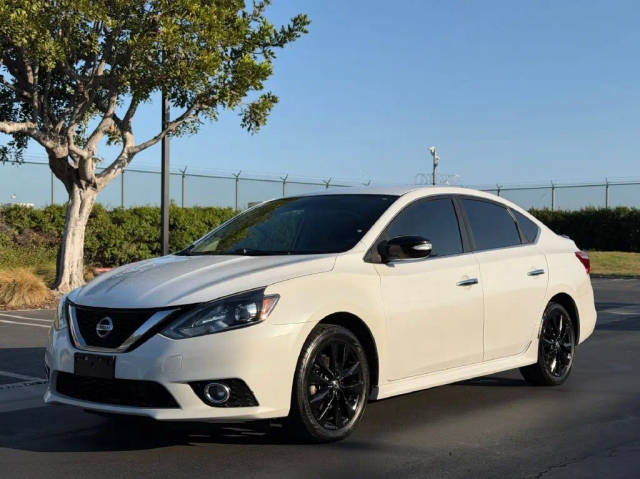 2017 Nissan Sentra SR FWD photo
