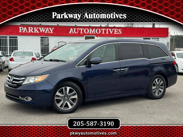 2017 Honda Odyssey Touring FWD photo
