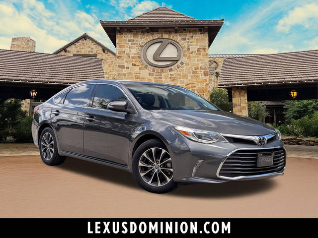 2017 Toyota Avalon XLE Premium FWD photo