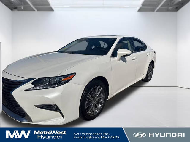 2017 Lexus ES ES 300h FWD photo