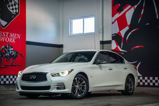 2017 Infiniti Q50 3.0t Signature Edition AWD photo