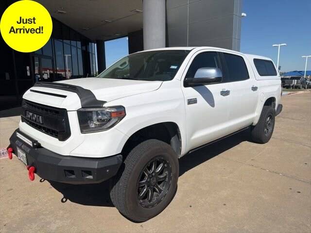 2017 Toyota Tundra Platinum 4WD photo