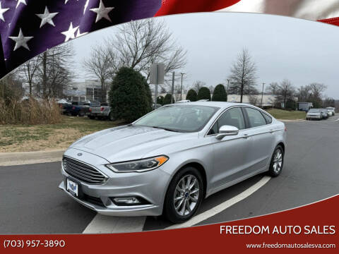 2017 Ford Fusion SE FWD photo