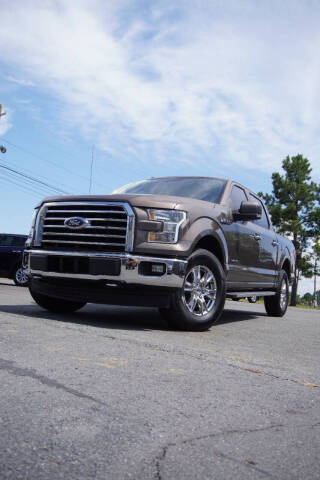2017 Ford F-150 XLT 4WD photo