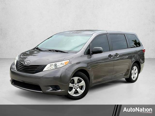 2017 Toyota Sienna L FWD photo