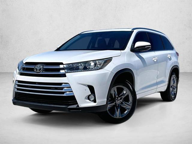 2017 Toyota Highlander Limited Platinum FWD photo